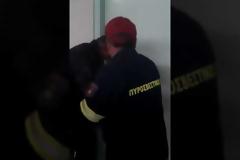 Απίστευτο περιστατικό στο 2ο Λύκειο Αγρινίου- Εγκλωβίστηκαν μαθητές και καθηγήτρια και κλήθηκε η Πυροσβεστική (βιντεο-φωτο)