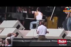 Χωρίς σκηνοθέτη έμεινε η ταινία για τον Φρέντι Μέρκιουρι [video]
