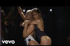 Jennifer Lopez: κάθε χρόνο και πιο σέξι