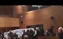 Χαμός στο δημοτικό συμβούλιο Θεσσαλονίκης - Εισβολή μελών της Χρυσής Αυγής [Βίντεο]