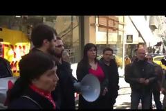 Το «Κίνημα Δεν Πληρώνω» στο γραφείο του «αρχικόρακα» συμβολαιογράφου της Πειραιώς ενάντια στους ηλεκτρονικούς πλειστηριασμούς (Το βίντεο που δεν έδειξε κανένα ΜΜΕ)