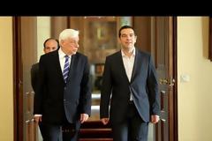 ΑΛ. ΤΣΙΠΡΑΣ: ΠΡΕΠΕΙ ΝΑ ΟΙΚΟΔΟΜΗΣΟΥΜΕ ΤΗΝ ΕΘΝΙΚΗ ΓΡΑΜΜΗ