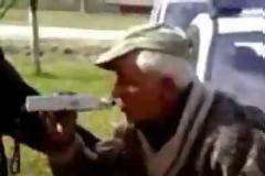 Πως φαίνεται ο μεθυσμένος... [Video]