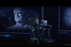 Περίεργη θεωρία συνωμοσίας: Ο Stephen Hawking είναι νεκρός κι έχει αντικατασταθεί από σωσία! [video]