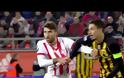 Ολυμπιακός - ΑΕΚ 1-2: Η στιγμή της «έκρηξης» του Μποτία μπροστά στον Ευβοιώτη Βασίλη Καμπούρη - Έσπρωξε τον διαιτητή και αποβλήθηκε! (ΒΙΝΤΕΟ)