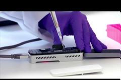 Ανάλυση DNA με συσκευή χειρός (video) φιλοδοξεί να γίνει καθημερινή πρακτική [video]