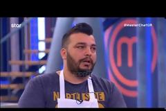 Απίστευτο σκηνικό στον αέρα του #MasterChefGR: Οι κριτές έφτυσαν το φαγητό διαγωνιζόμενου!