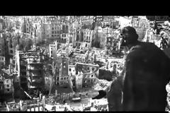Όταν οι συμμαχικές Δυνάμεις βομβάρδισαν την Δρέσδη [video]
