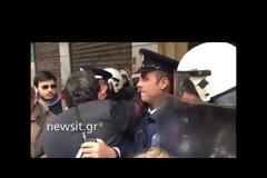 Οι πλειστηριασμοί δημιουργούν από το πρωί εντάσεις