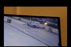 Λαμία: Η κάμερα κατέγραψε το τροχαίο [photos+video]