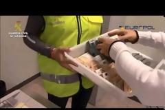 Συμμορία «ξέπλενε» χρήματα μέσω σουβλατζίδικων στην Ισπανία