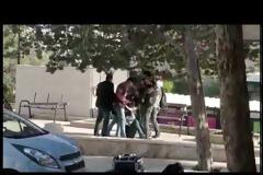 Βίντεο-σοκ: Ισραηλινοί πράκτορες απαγάγουν Παλαιστίνιο φοιτητή σε πανεπιστήμιο της Δυτικής Όχθης
