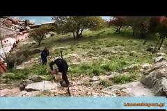 Λήμνος: Αγριοκάτσικο παγιδεύτηκε σε σύρματα στο Κάστρο της Μύρινας, σώθηκε πριν πνιγεί [photos+video]
