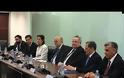 ΤΖΕΪΜΣ ΠΑΡΝΤΙΟΥ: ΧΡΕΙΑΖΕΤΑΙ «ΘΕΛΗΣΗ ΚΑΙ ΘΑΡΡΟΣ» ΣΕ ΑΘΗΝΑ ΚΑΙ ΣΚΟΠΙΑ