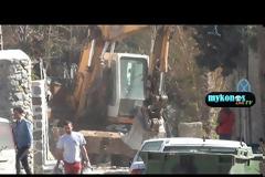 Γκρέμισαν αυθαίρετα μαγαζιά στην Ψαρρού στη Μύκονο #Radio #grxpress #gossip #celebritiesnews #MasterChefGR