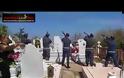 Γιώργος Μπαλταδώρος: Τελευταίο αντίο στον ήρωα Σμηναγό – Κατέρρευσε η σύζυγός του