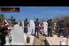 Σπαρακτικές εικόνες στο ύστατο χαίρε στον ήρωα Σμηναγό – Κατέρρευσε η σύζυγός του (ΔΕΙΤΕ ΒΙΝΤΕΟ+ΦΩΤΟ)