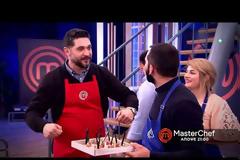 MasterChef: Τι περίεργο συμβαίνει λίγες ώρες πριν την τελευταία μαγειρική μονομαχία;
