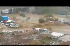 Εικόνες Αποκάλυψης στην Άγκυρα από τη σφοδρή κακοκαιρία: «Βούλιαξε» η πόλη σε 12 λεπτά – Τεράστιες καταστροφές