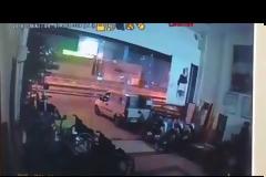 Βίντεο-ντοκουμέντο από την τρελή πορεία της νταλίκας στη Λεωφόρο Κηφισού