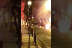 Δακρυγόνα και κυνηγητό οπαδών-αστυνομίας στο κέντρο της Αθήνας- Ένας τραυματίας! [Βίντεο]
